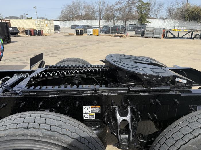 2027 Peterbilt 567-20