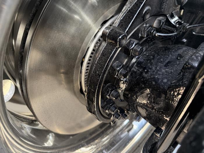 2027 Peterbilt 567-23