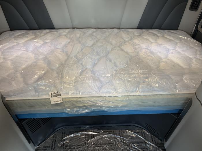 2027 Peterbilt 567-57