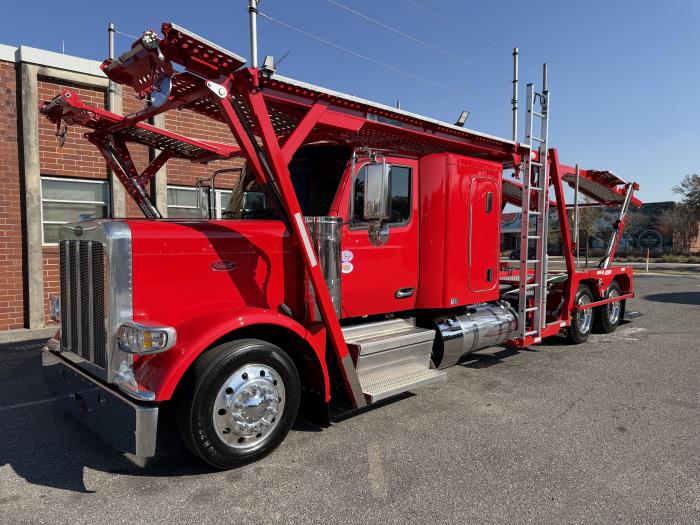 2025 Peterbilt 589-5