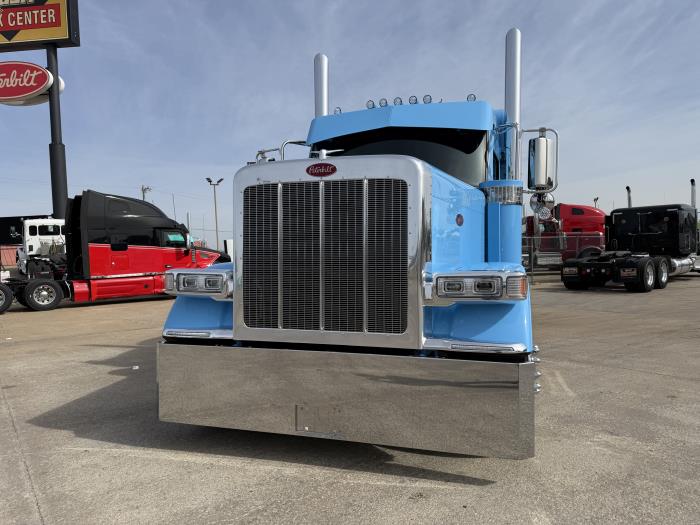 2027 Peterbilt 589-4
