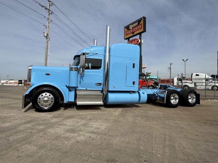 2027 Peterbilt 589-5