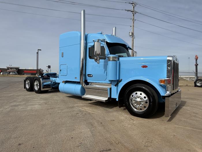 2027 Peterbilt 589-12