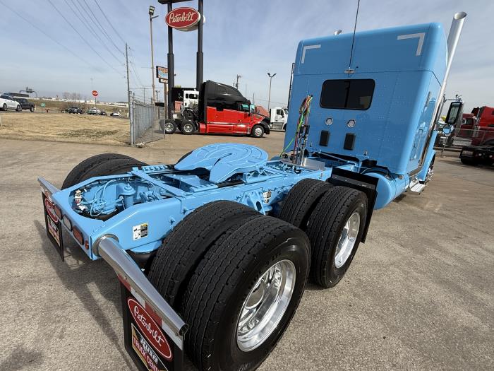 2027 Peterbilt 589-19