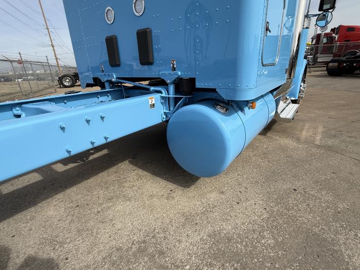 2027 Peterbilt 589-20