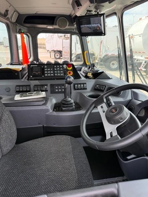 2026 Peterbilt 520-9