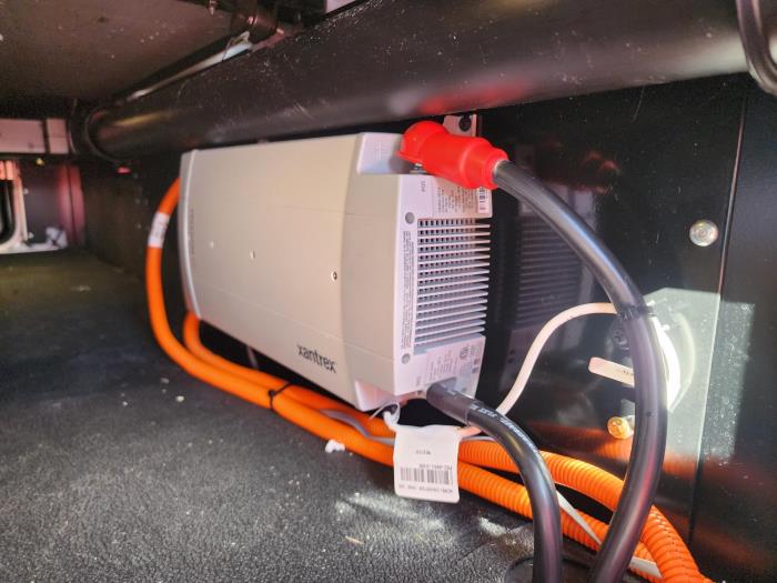 2027 Peterbilt 589-16