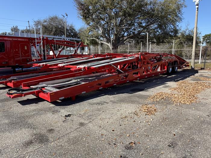 2025 Peterbilt 589-25