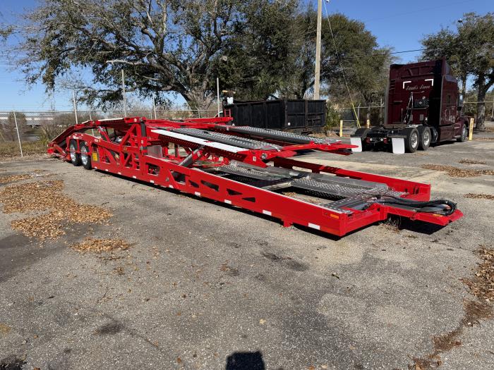 2025 Peterbilt 589-11