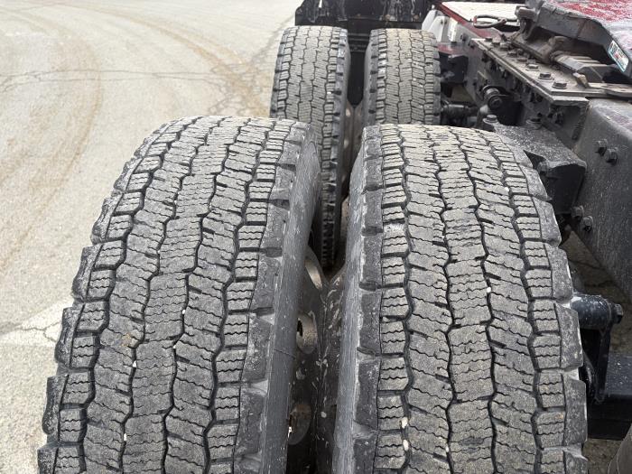 2019 Kenworth T800-6