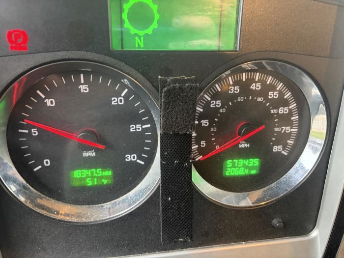 2019 Kenworth T800-9