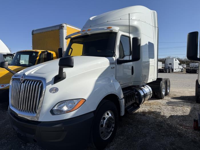 2021 International LT625-0