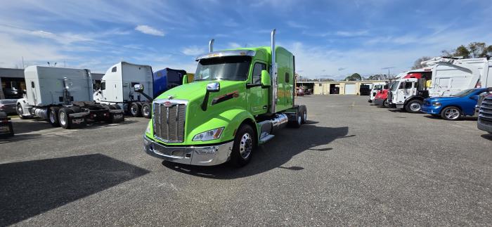 2023 Peterbilt 579-0