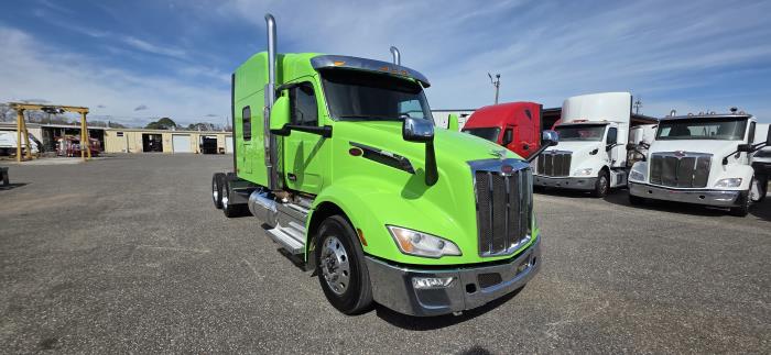 2023 Peterbilt 579-6