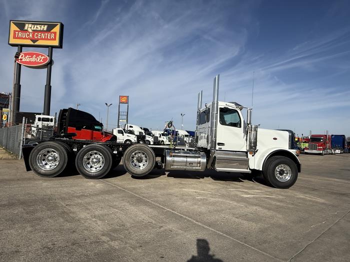 2027 Peterbilt 589-17