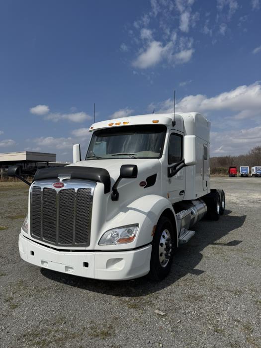 2022 Peterbilt 579-1