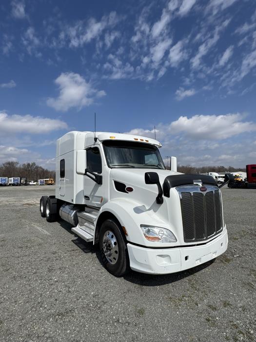 2022 Peterbilt 579-2