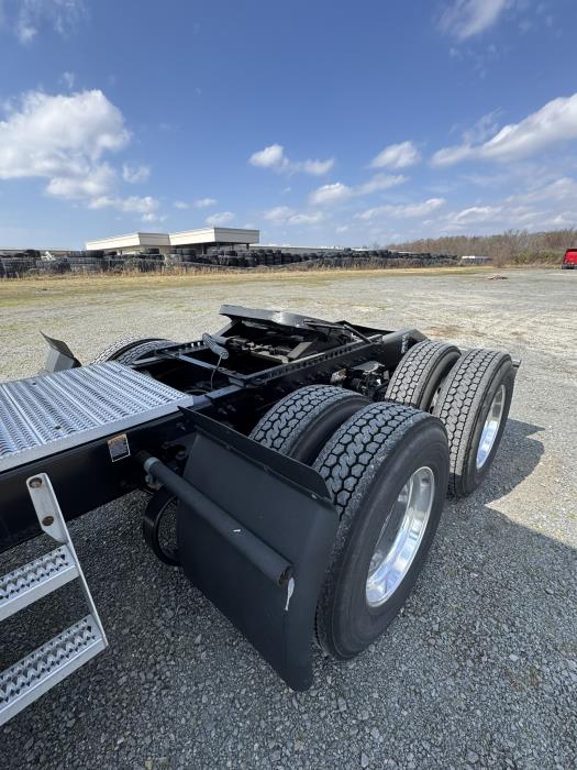 2022 Peterbilt 579-7