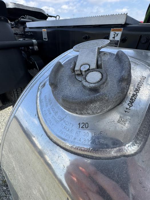 2022 Peterbilt 579-11