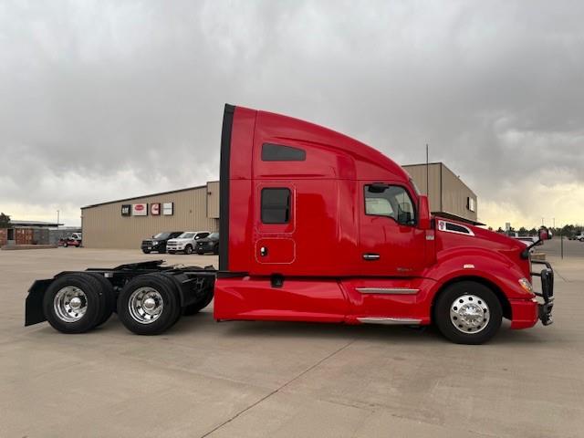 2021 Kenworth T680-2