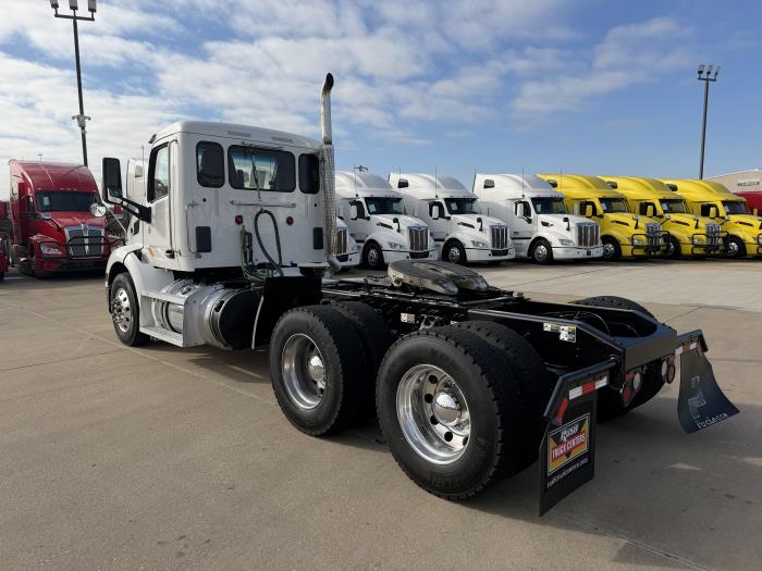 2021 Peterbilt 579-2