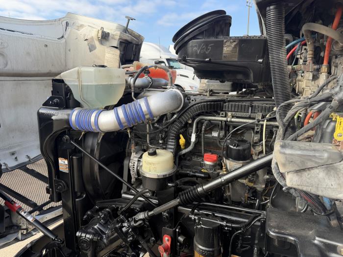 2021 Peterbilt 579-16