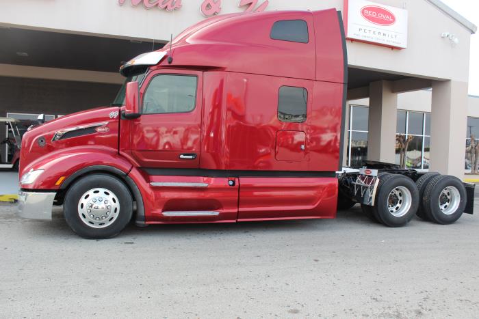 2023 Peterbilt 579-2