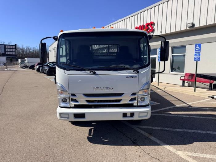 2025 Isuzu NPR-HD-5