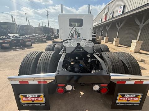 2027 Peterbilt 589-4