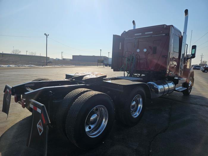 2024 International HX520-4