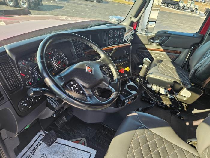 2024 International HX520-11