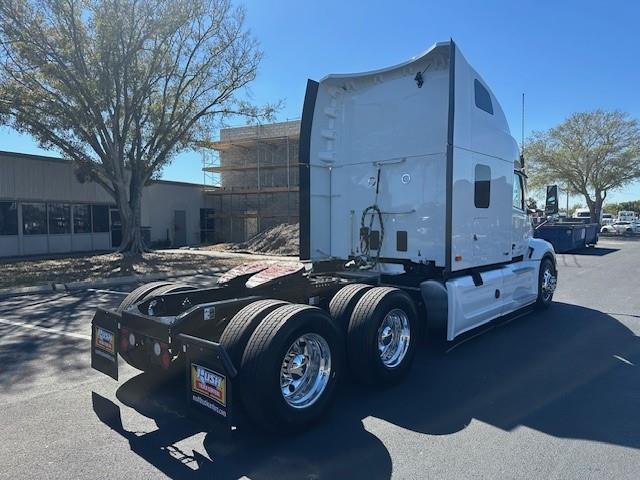 2027 Peterbilt 579-5
