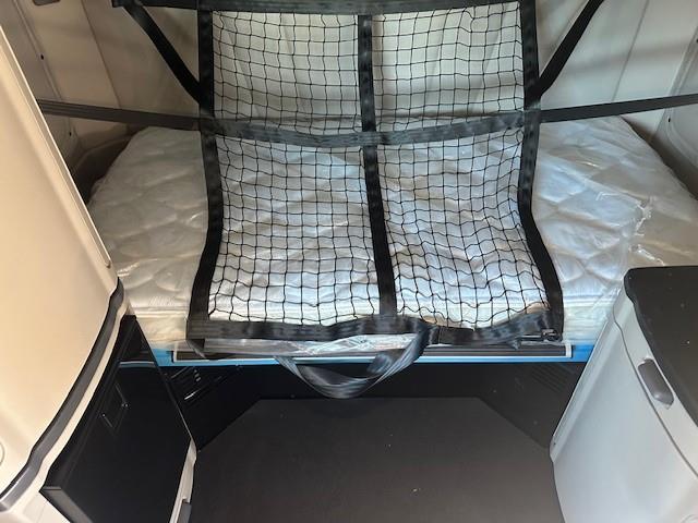 2027 Peterbilt 579-19