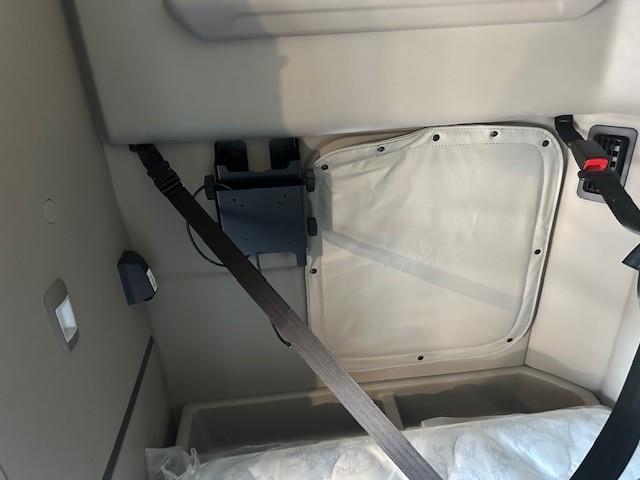 2027 Peterbilt 579-22