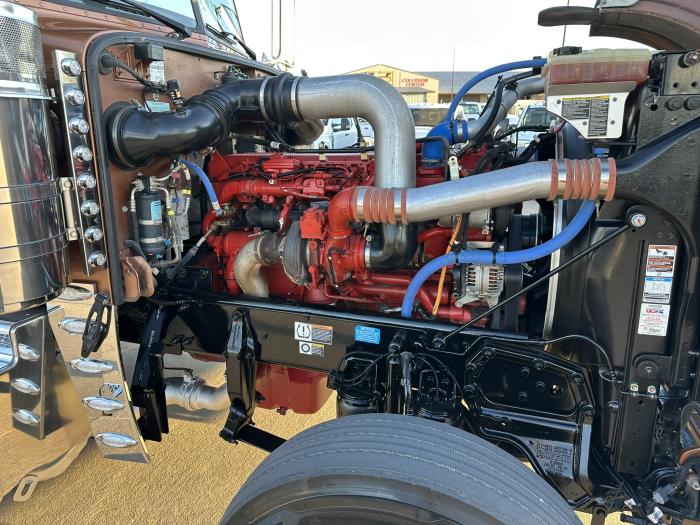 2024 Peterbilt 389-13