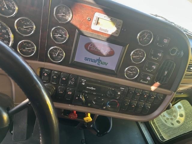 2019 Peterbilt 389-7