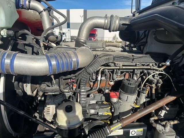 2018 Peterbilt 389-12