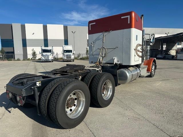 2019 Peterbilt 389-14