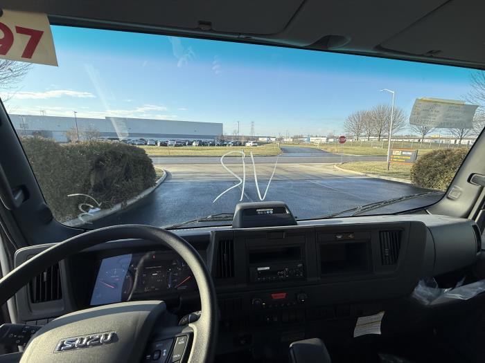 2025 Isuzu NPR-HD-24