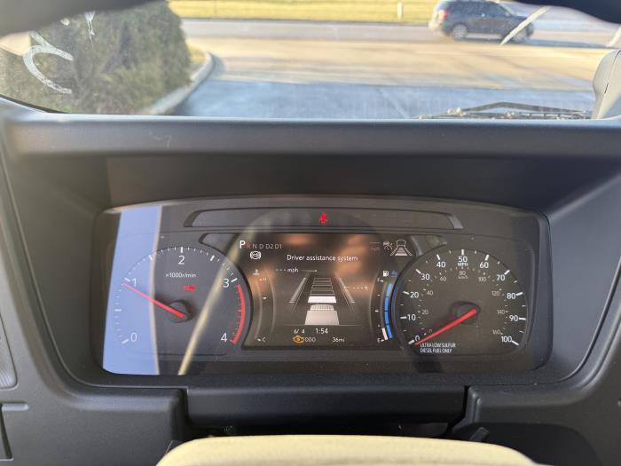 2025 Isuzu NPR-HD-25