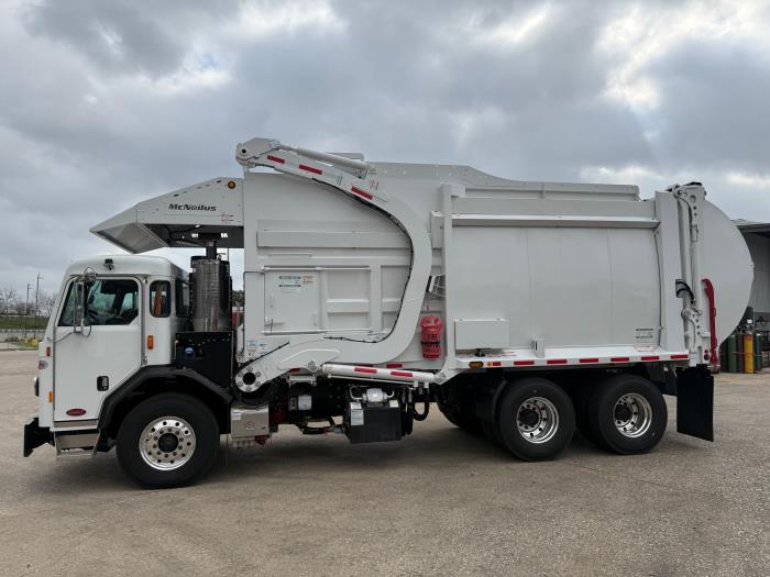 2026 Peterbilt 520-2