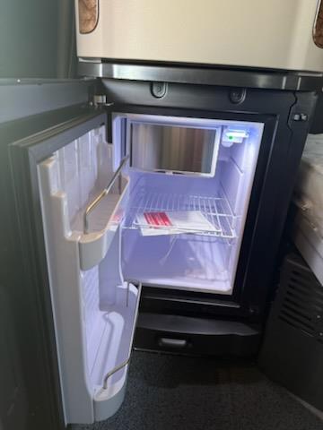 2027 Peterbilt 589-10