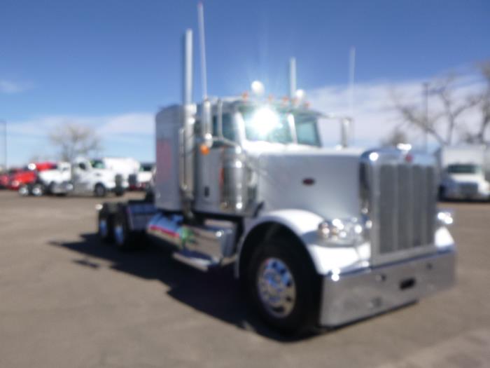 2020 Peterbilt 389-1