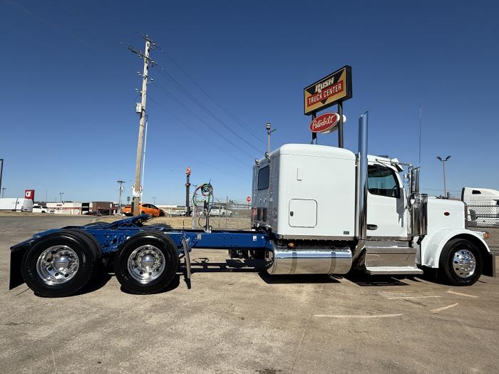 2027 Peterbilt 589-15