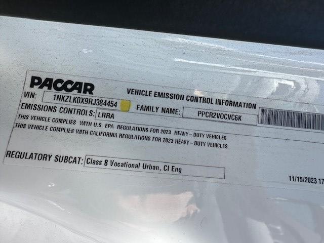 2024 Kenworth T880-2