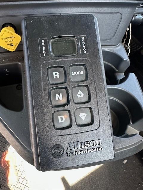 2024 Kenworth T880-8