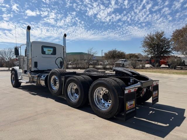 2027 Peterbilt 589-4