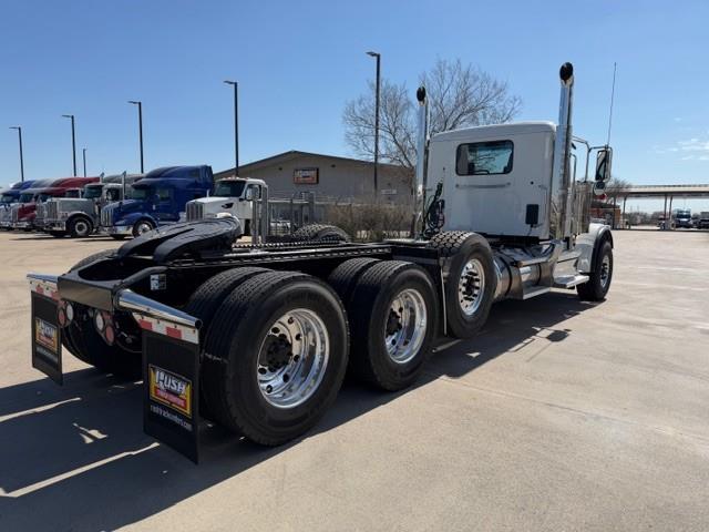 2027 Peterbilt 589-7