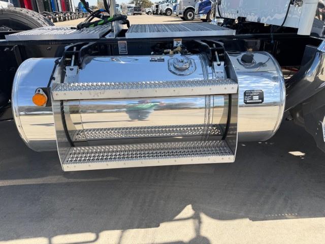 2027 Peterbilt 589-22