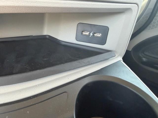 2027 Peterbilt 589-34